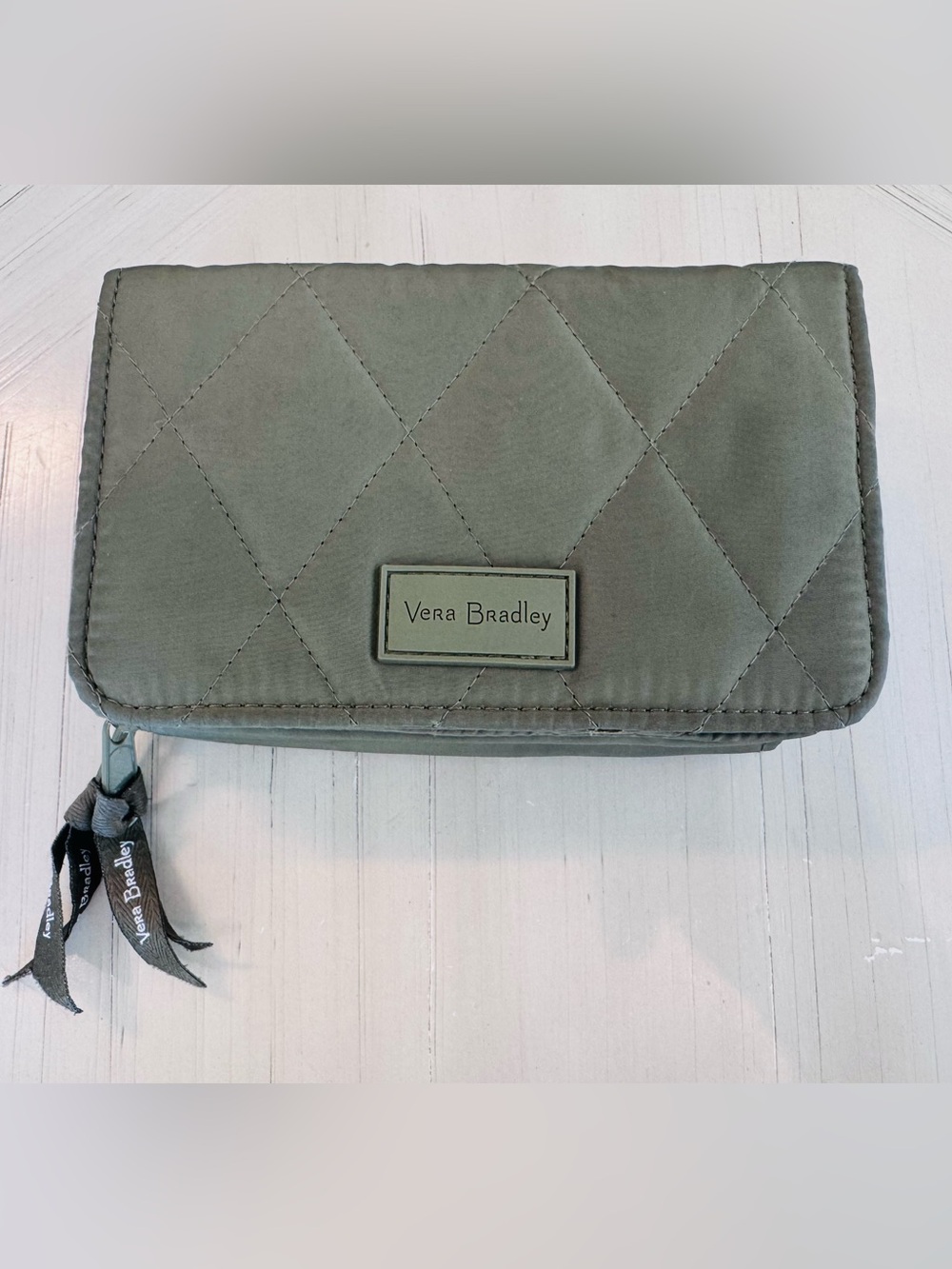 Vera Bradley Ultralight RFID 3-in-1 Wallet Clutch Sage Green NWOT